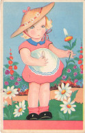 FANTAISIES - Une Petite Fille Tenant Une Fleur Dans Sa Main  - Carte Postale Ancienne - Sonstige & Ohne Zuordnung