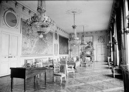 22 - 60 - OISE - COMPI7GNE - Château - Salon Des Aides De Camp - Europe