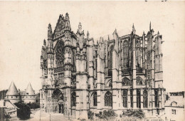 FRANCE - Beauvais - Vue Générale De La Cathédrale - L - Carte Postale Ancienne - Beauvais