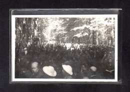 (15/02/24) 27-CPA LYONS LA FORET - CARTE PHOTO - INAUGURATION DU MONUMENT AUX FUSILLES DE MORTEMER EN 1950 - Lyons-la-Forêt