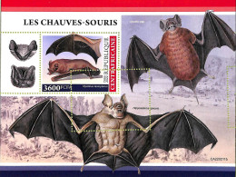 A7340 - CENTRAFRICAINE - ERROR MISPERF Stamp Sheet - 2022 - MAMALS Bats - Fledermäuse