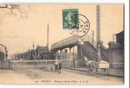 CPA 59 Denain Passage à Niveau Villars Et Le Train - Denain