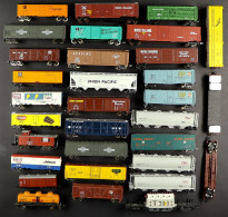 N GAUGE ROLLING STOCK. A Range Of Wagons. No Manufacturer's Stamps Noted On Based. (30) - Other & Unclassified