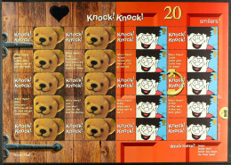 2002-2003 SMILER SHEETS 2002 Knock! Knock! & Christmas And 2003 Occasions, Flowers & Cartoon. Face Value Â£125. (5 Sheet - Andere & Zonder Classificatie