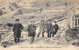 CPA 63 LE MONT DORE LA BOURBOULE CHERCHEURS DE GENTIANE - La Bourboule