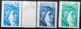 3 Variétés 1967a ,1975a GT, 2156b GT** Cote 6.70€ - Unused Stamps