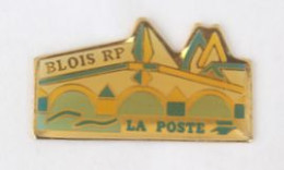 Pin's LA POSTE - BLOIS R.P - Le Pont Jacques Gabriel - Iris - N093 - Poste
