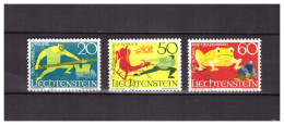 LIECHTENSTEIN   . N °  466  /  468 .  SERIE   LEGENDES       OBLITEREE    .  SUPERBE . - Gebruikt