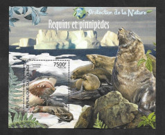 SE)2012 BURUNDI, NATURE PROTECTION, SHARKS AND SEALS, SS, MNH - Neufs