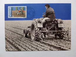 AGRICULTURE / PAYSAN - TRACTEUR - Agriculteur Sur Le Tracteur Dans Un Champ - Carte Philatélique Liechtenstein - Tracteurs