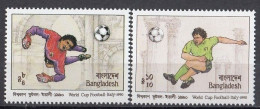 BANGLADESH 332-333,unused (**),football - Bangladesch