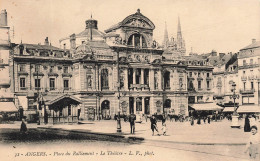 FRANCE - Angers - La Place Du Ralliement -  Vue Sur Le Théâtre - L.V - Animé - Carte Postale Ancienne - Angers