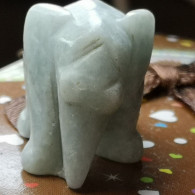 Éléphant En Jadéite Thaïlande: 51.98 Carats | Sculpté à La Main | Vert Opaque - Altri & Non Classificati