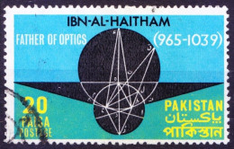 Pakistan 1969 Fine Used, Ibn Al Haitham Father Of Modern Optics, Physics, Optical Instruments - Primeros Auxilios