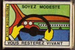 5 Boites D'Allumettes - PROTECTION CIVILE - Soyez Modeste, Vous Resterez Vivant - Luciferdozen