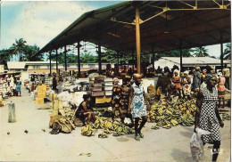 Delcampe - GABON - PORT GENTIL - Le Marché - Gabun