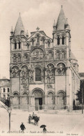 FRANCE - Angoulême - Vue Générale De L'entrée De La Façade De La Cathédrale - L L - Carte Postale Ancienne - Angouleme