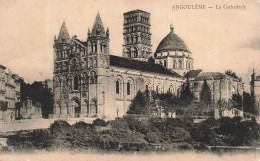 FRANCE - Angoulême - Vue Générale De La Cathédrale - Vue Prise De Côté - Carte Postale Ancienne - Angouleme