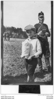 65Cu  Suisse Photo Guerre 14/18 Büreu Enfant Au Sac De Gourmandises - Autres & Non Classés