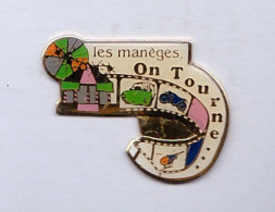 PIN S FETE FORAINE LES MANEGES ON TOURNE - Jeux