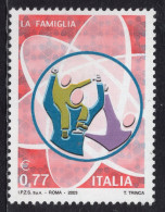 Italia / Italia 2003 Correo 2669 **/MNH La Familia.   - 2001-10: Mint/hinged