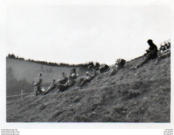 8-65Cu  Suisse Napf Photo Soldats Militaires Repos En Montagne Transport Materiel TSF - Port