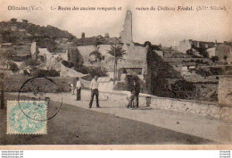 95Pp  83 Ollioules Pétanque Devant Les Anciens Remparts Et Ruine Du Chateau Féodal - Ollioules