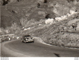 95Bv    Photo N°2 Italie Automobile Tacot Rallye Giro D'Italie En 1954 - Rallyes