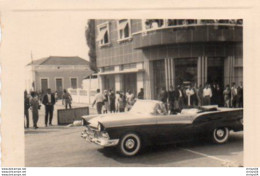 V648Pt  Photo Angola Luanda Automobile Décapotable Ford Fairlane Convertible En 1957 - Angola