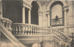 CPA VANNES - L'HOTEL DE VILLE - LE GRAND ESCALIER - Vannes