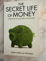 The Secret Life Of Money - Davies & Read - Cultura