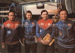 72510500 Raumfahrt Kosmosflug Fliegerkosmonauten Sigmund Jaehn Waleri Bykowski F - Space