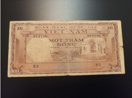 Billete De Vietnam Sur De 100 Dong, Año 1964 - Vietnam