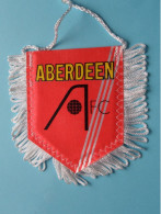 ABERDEEN FC >> WIMPEL ( Drapeau ) FANION De FOOTBALL / VOETBAL ( Pennant ) >> ( Zie / Voir Scan ) +/- 10 X 8 Cm.! - Habillement, Souvenirs & Autres
