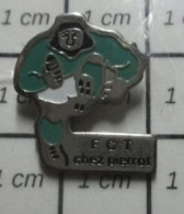 321 Pin's Pins / Beau Et Rare / SPORTS / RUGBY CLUB FCT CHEZ PIERROT - Rugby