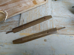 Anciens Outils Couteaux à Cuir L'Indispensable Bourrelier Bourrellerie - Strumenti Antichi