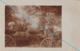 Ak Foto Karte Eschwege 5 Personen Mit Pferdekutsche 1910 - Eschwege