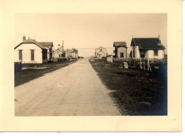 Photo De St Martin De Bréhal, Département De La Manche Années 1920 Format 13/18 - Places