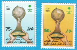 Saudi Arabia, 1989, World Soccer Championship For Youth, Scotland, 2 Values MNH, SA-89-14 Hands Holding Goblet - Other & Unclassified