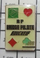 810g Pin's Pins : BEAU ET RARE / CARBURANTS / BP BRIDGE PILOTE EDUCATIF - Kraftstoffe