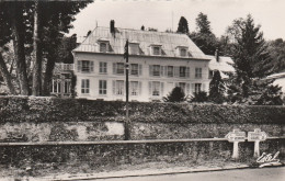 95 - Bray-et-Lu  -  Le Château Et La Vieille Montagne - Bray-et-Lû