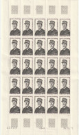 Saint Pierre  Feuille Complete Du N°377 378 Anniversaire De La Mort Du Général De Gaulle - Unused Stamps
