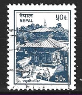 NEPAL. N°565 Oblitéré De 1995. Pagode. - Boeddhisme