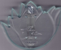 Miniature Vintage Parfum - Rochas - EDT - Fleur D'eau - Pleine Avec Son Support En Forme De Fleur 1,7ml - Miniatures Femmes (avec Boite)