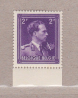 1944 Nr 693** Zonder Scharnier,zegel Uit Reeks Leopold III. - 1936-1957 Offener Kragen