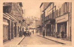 PERTUIS (Vaucluse) - Rue Colbert - Casino - Voyagé 1943 (2 Scans) Louis Streiff, 83 Rue Gambetta à La Ricamarie Loire - Pertuis