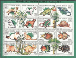 Madagascar 1993, Dogs, Cats, Insects, Lizard, Camalemont, Turtle, Snake, Block - Schlangen