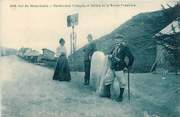 73* MONT CENIS  Fronriere  Gendarmes Francais Et Italien            RL06.1202 - Police - Gendarmerie