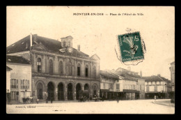 52 - MONTIER-EN-DER - PLACE DE L'HOTEL DE VILLE - Montier-en-Der