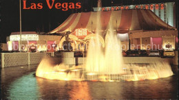 72556421 Las_Vegas_Nevada Circus Circus Hotel Brunnen Bei Nacht - Other & Unclassified